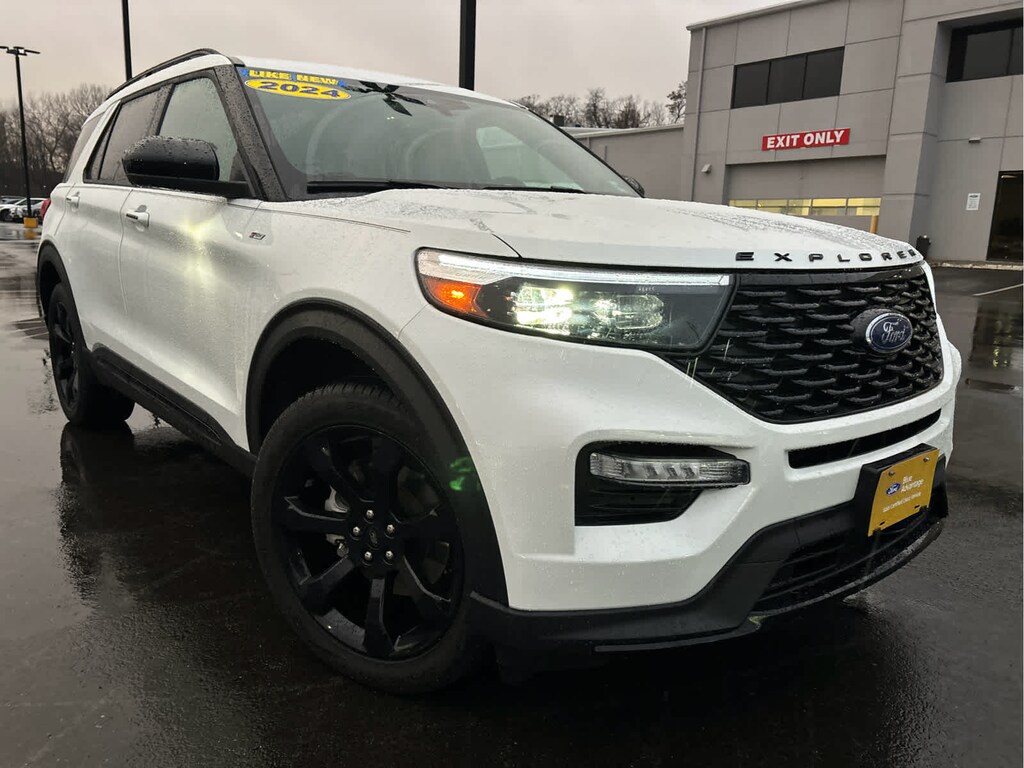 Certified 2024 Ford Explorer ST-Line 4WD