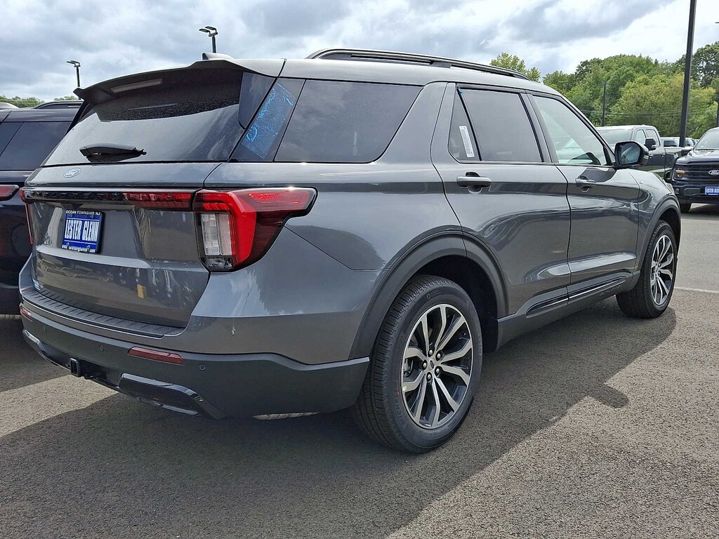 New 2027 Ford Explorer ST-Line 4WD