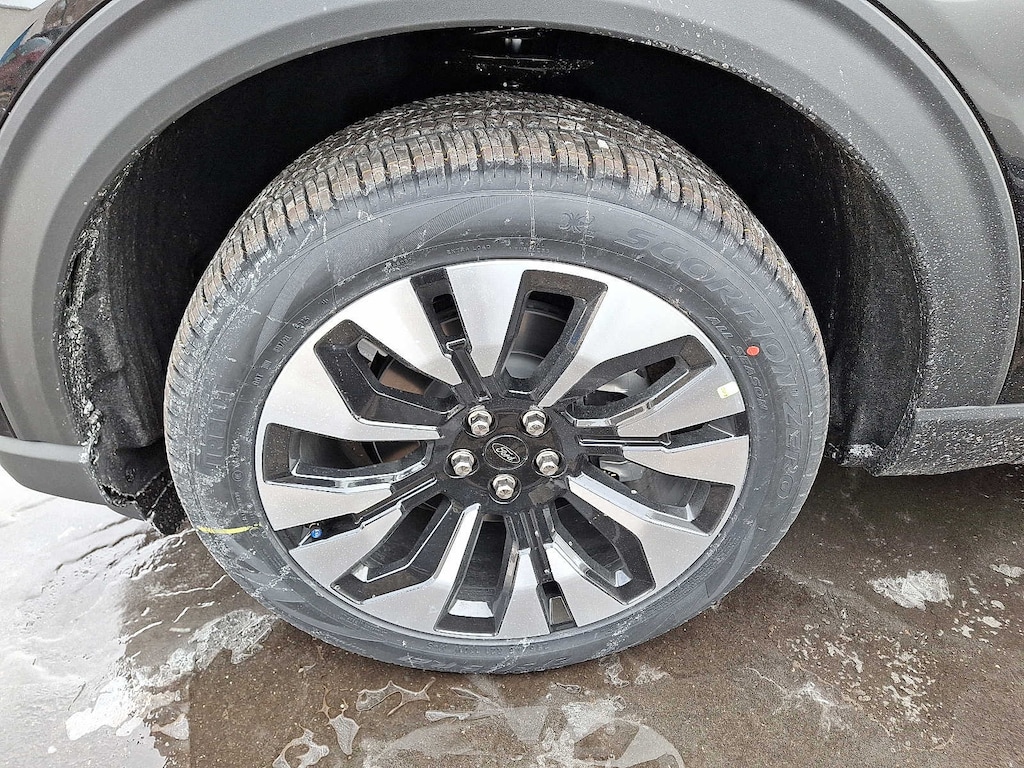 New 2026 Ford Explorer Platinum 4WD