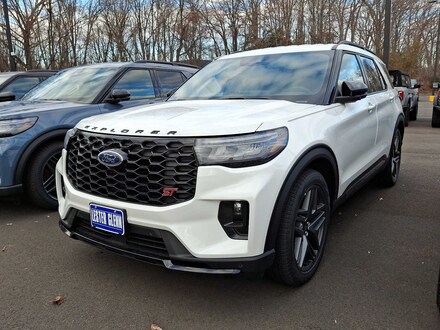 2025 Ford Explorer ST 4WD