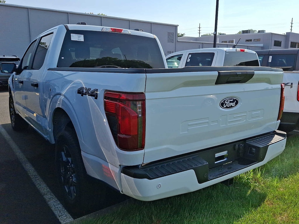 New 2026 Ford F-150 STX 4WD Supercrew 5.5 Box 4WD SuperCrew 5.5 Box