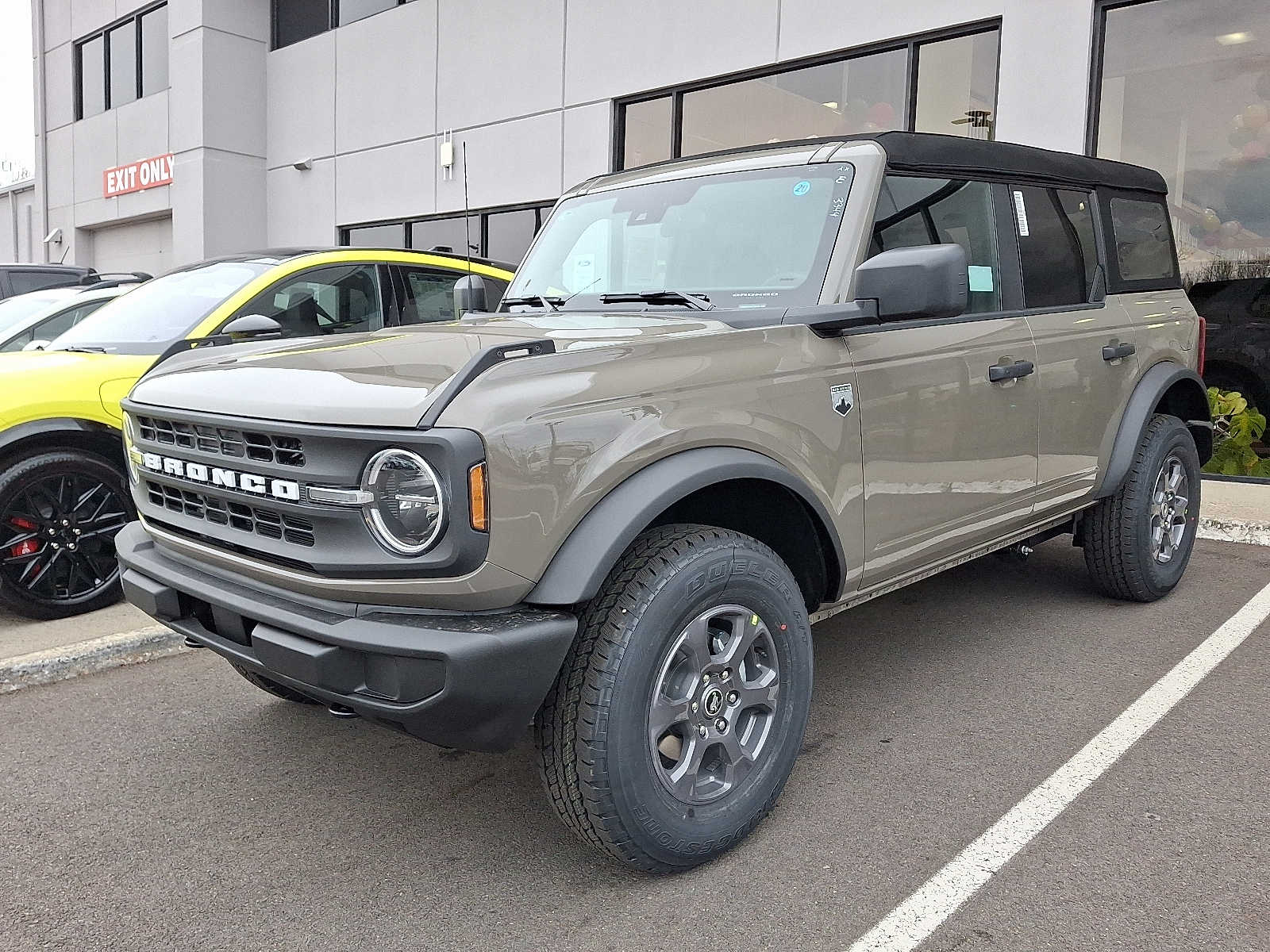 2025 Ford Bronco 4-Door Big Bend's photo