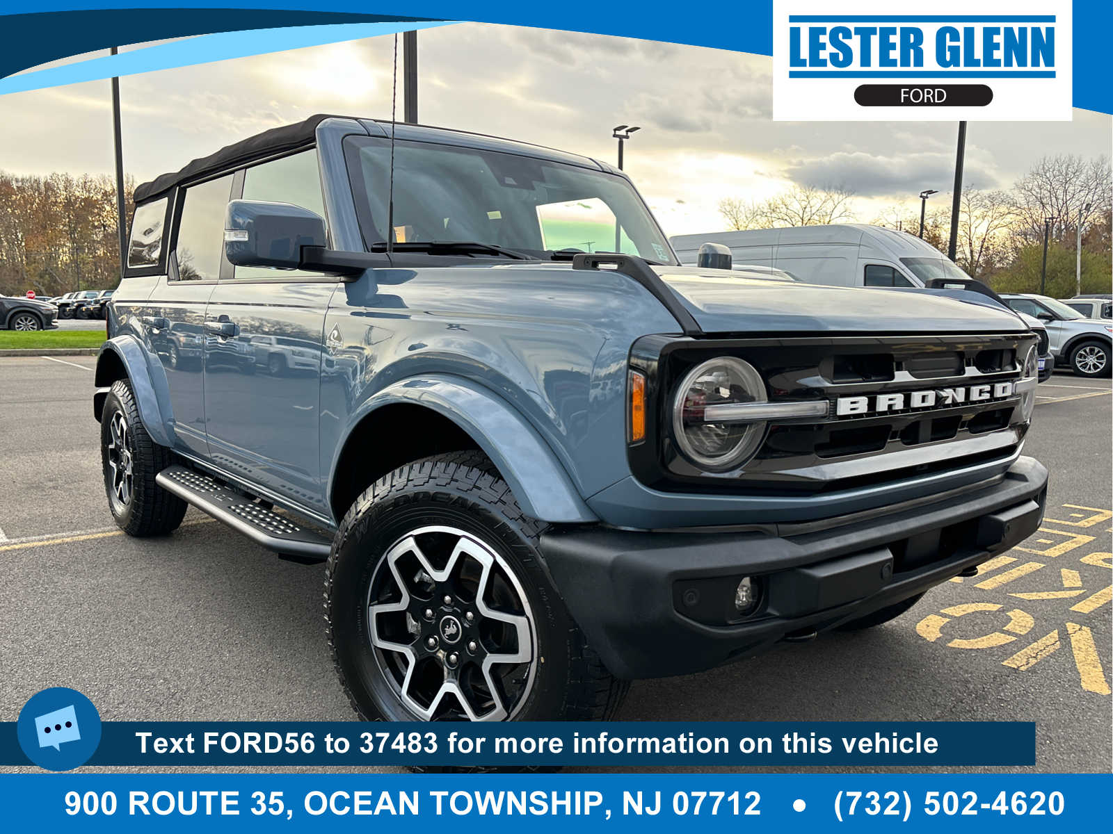 2023 Ford Bronco 4-Door Outer Banks's photo