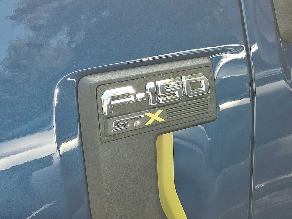 New 2025 Ford F-150 STX 4WD Supercrew 5.5 Box 4WD SuperCrew 5.5 Box