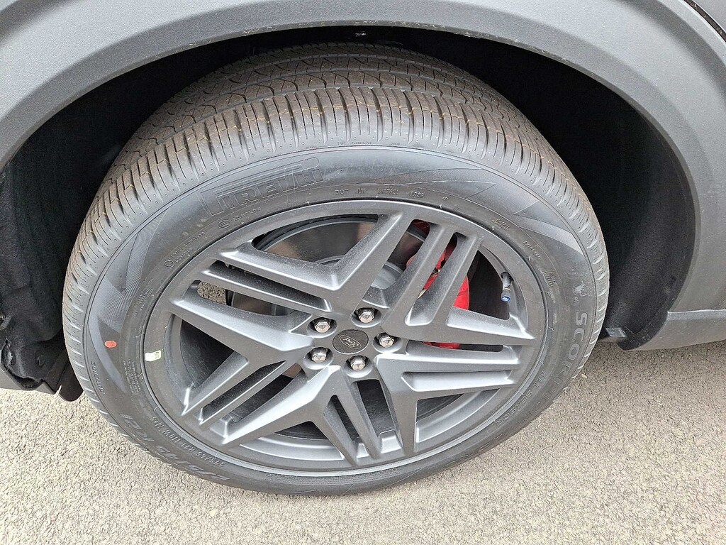New 2026 Ford Explorer ST-Line 4WD