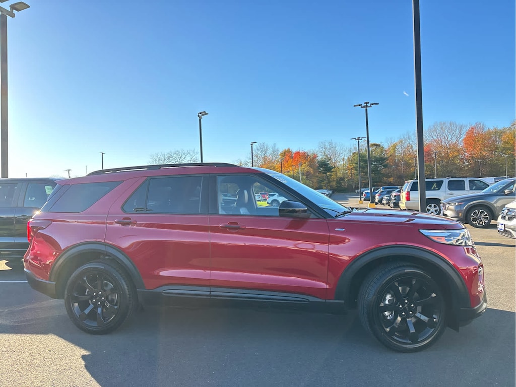 Certified 2023 Ford Explorer ST-Line 4WD