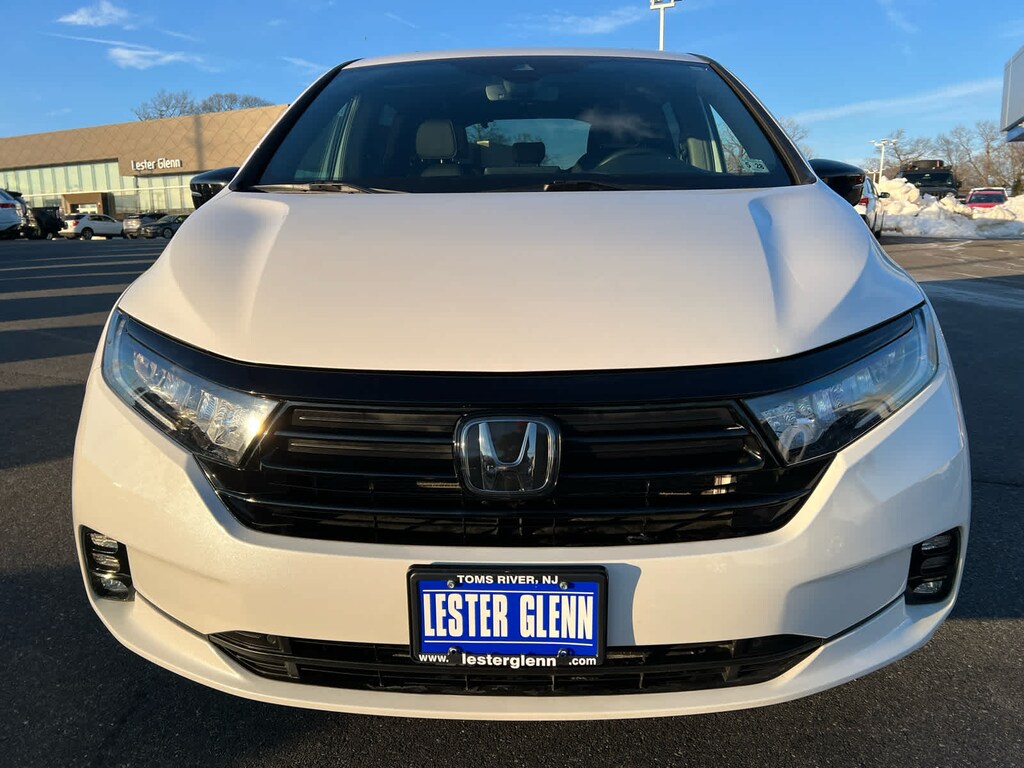 Used 2023 Honda Odyssey Sport Auto