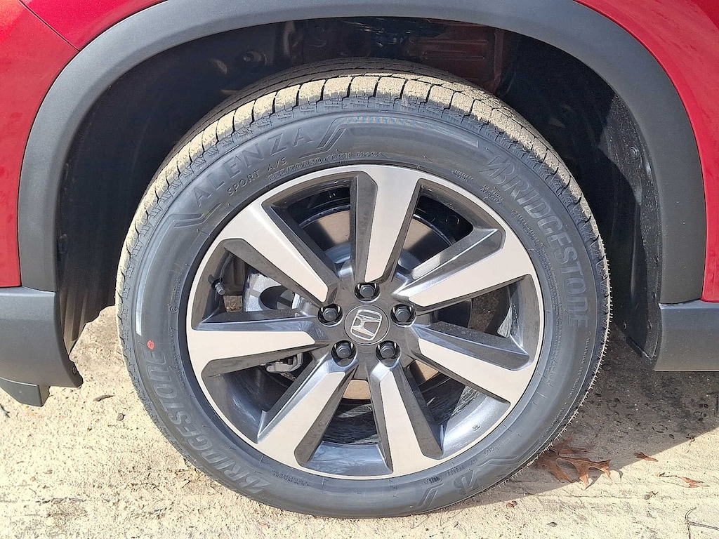 New 2025 Honda Pilot Touring AWD