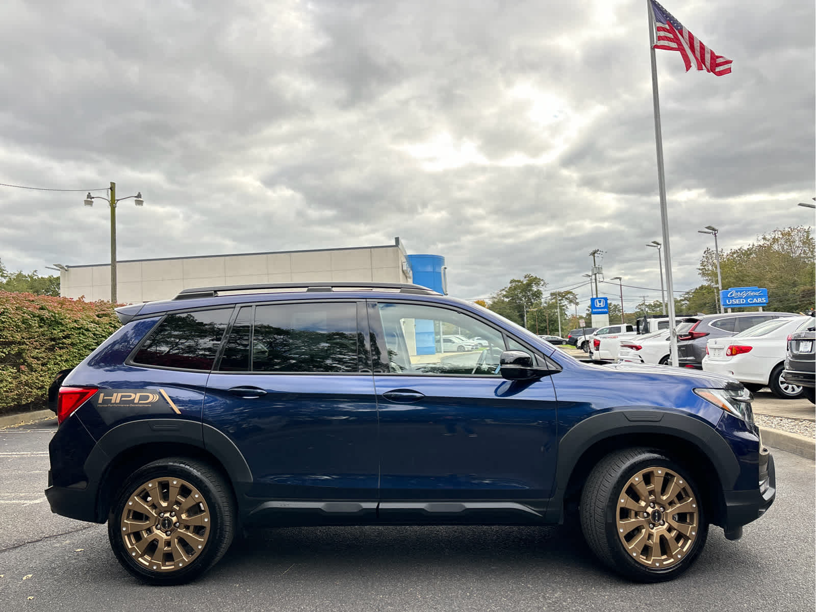 2022 Honda Passport Elite photo 2