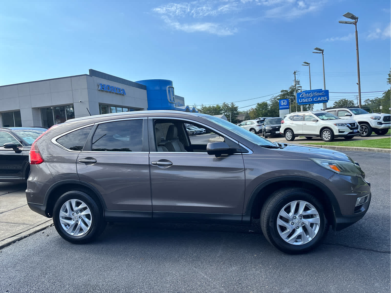 2015 Honda CR-V EX-L photo 2