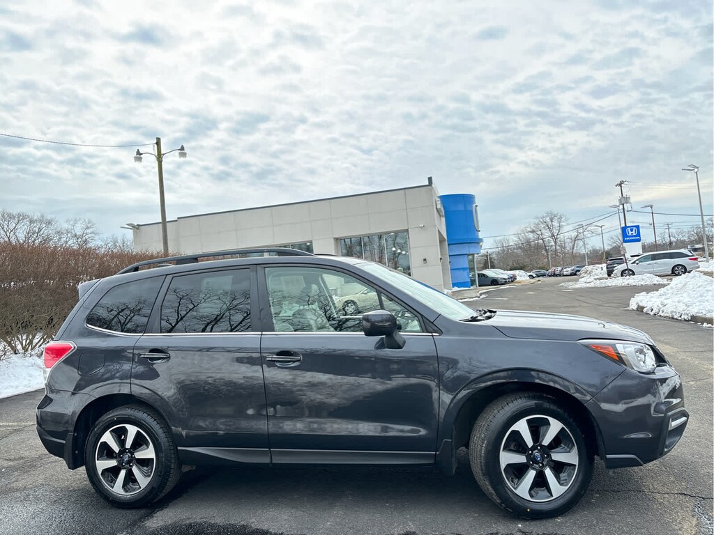 Used 2017 Subaru Forester Limited 2.5i CVT