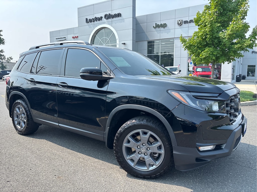 Used 2025 Honda Passport TrailSport AWD