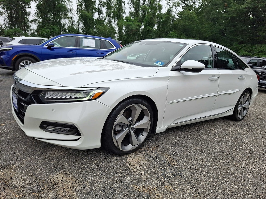 Used 2018 Honda Accord Touring 2.0T Auto
