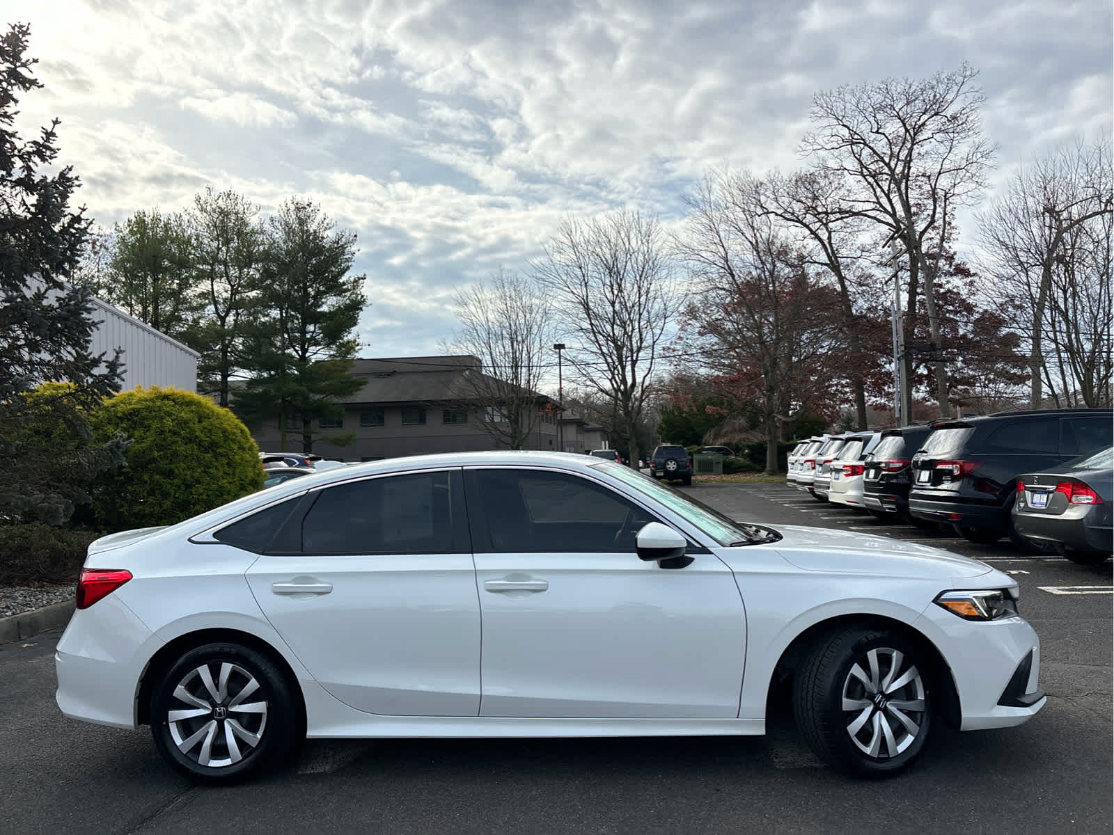 2022 Honda Civic LX photo 3