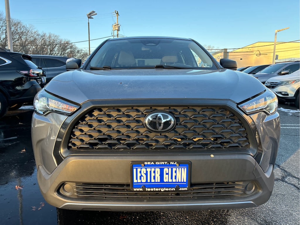 Used 2023 Toyota Corolla Cross L 4WD (GS)