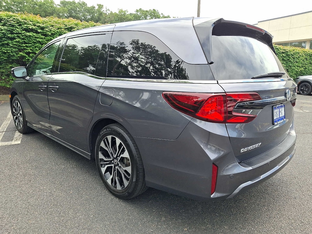 Certified 2025 Honda Odyssey Elite Auto