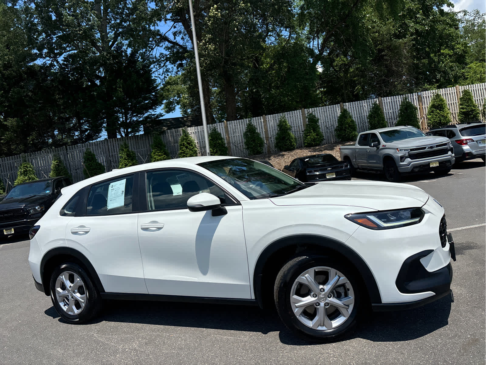2023 Honda HR-V LX photo 3