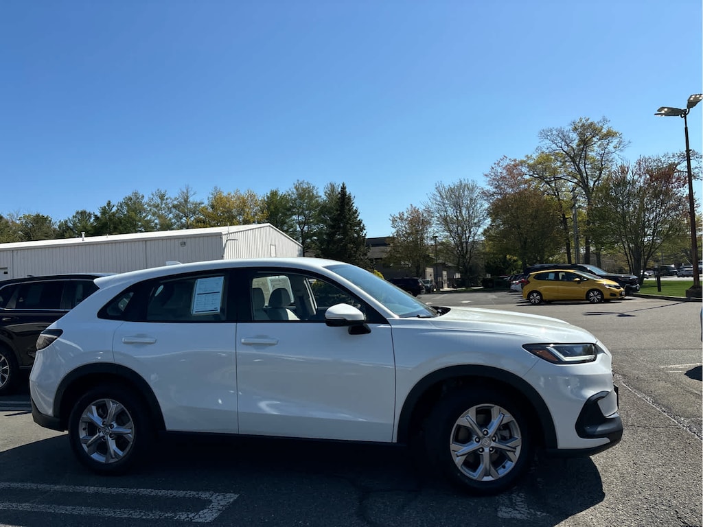 Certified 2024 Honda HR-V LX AWD CVT