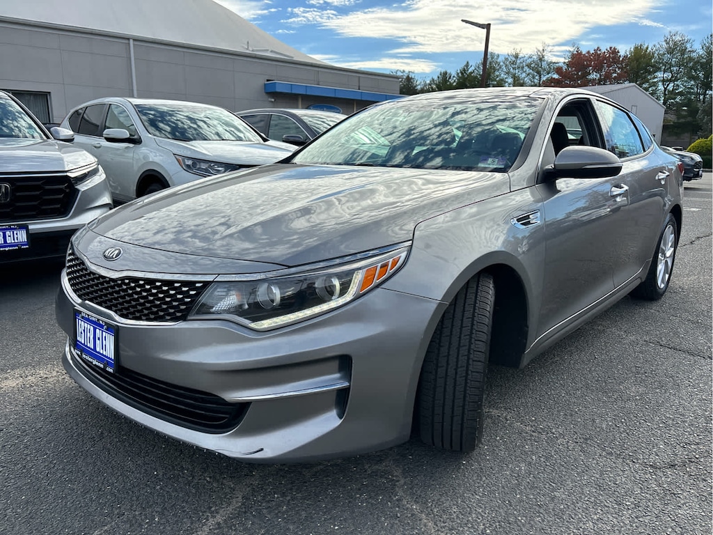Used 2017 Kia Optima EX Auto