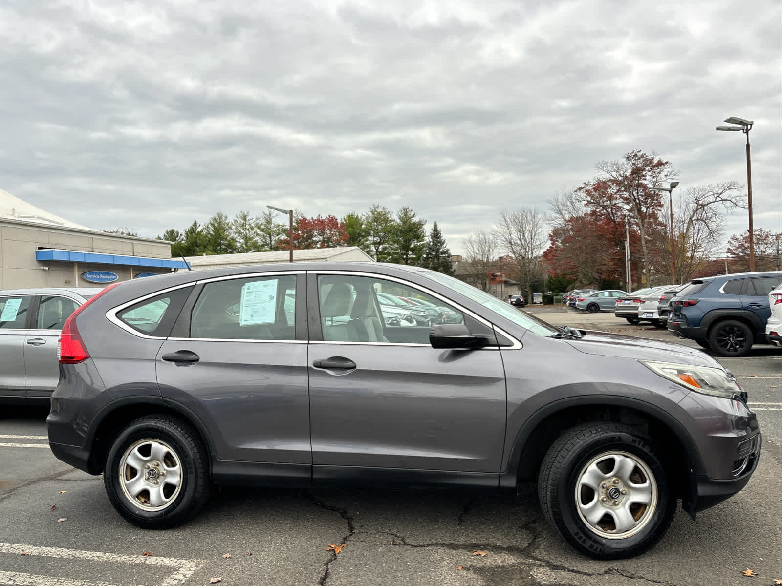 2015 Honda CR-V LX photo 3