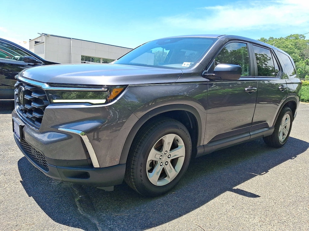 Certified 2023 Honda Pilot LX AWD