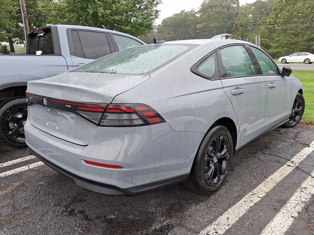 New 2025 Honda Accord SE CVT