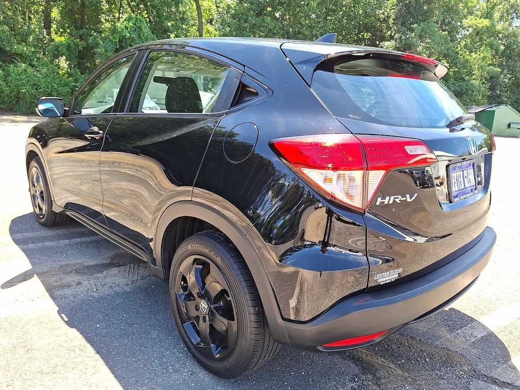 Used 2018 Honda HR-V LX AWD CVT