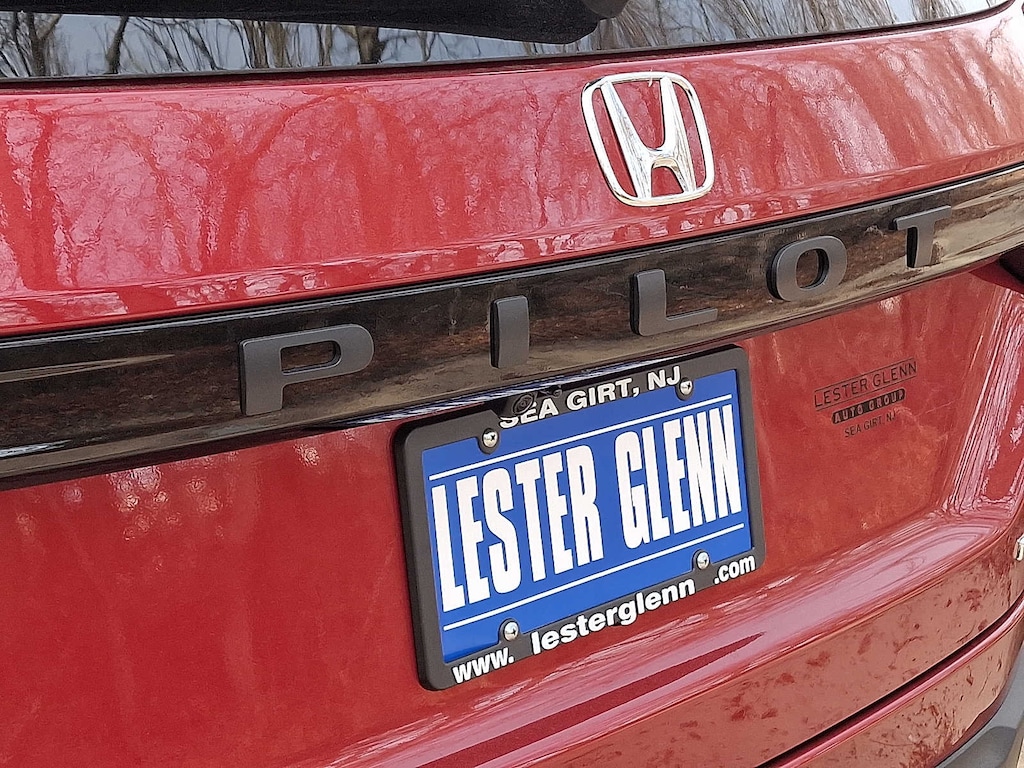 New 2025 Honda Pilot Touring AWD