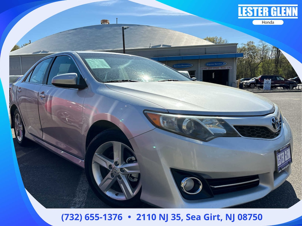 Used 2014 Toyota Camry SE 2014.5 Sdn I4 Auto