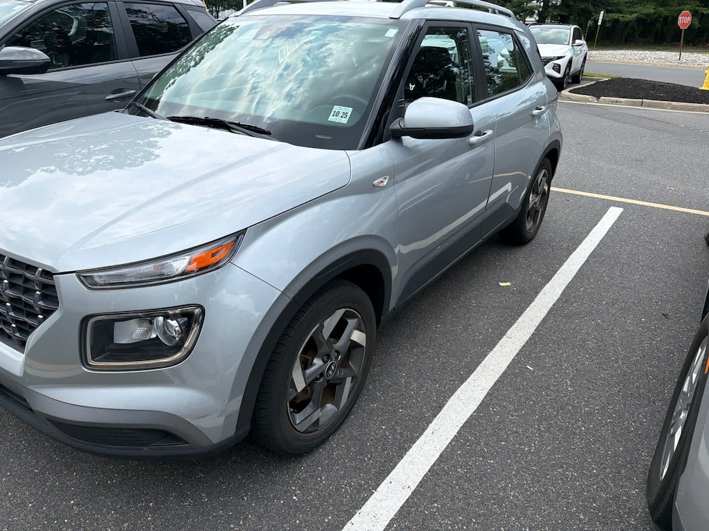 Certified 2021 Hyundai Venue SEL SUV