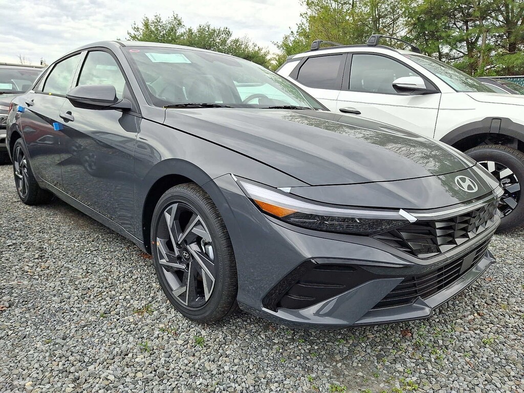 New 2026 Hyundai Elantra Limited Sedan