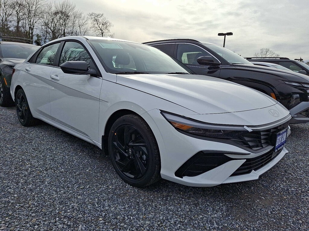 New 2026 Hyundai Elantra SEL Sport Premium Sedan