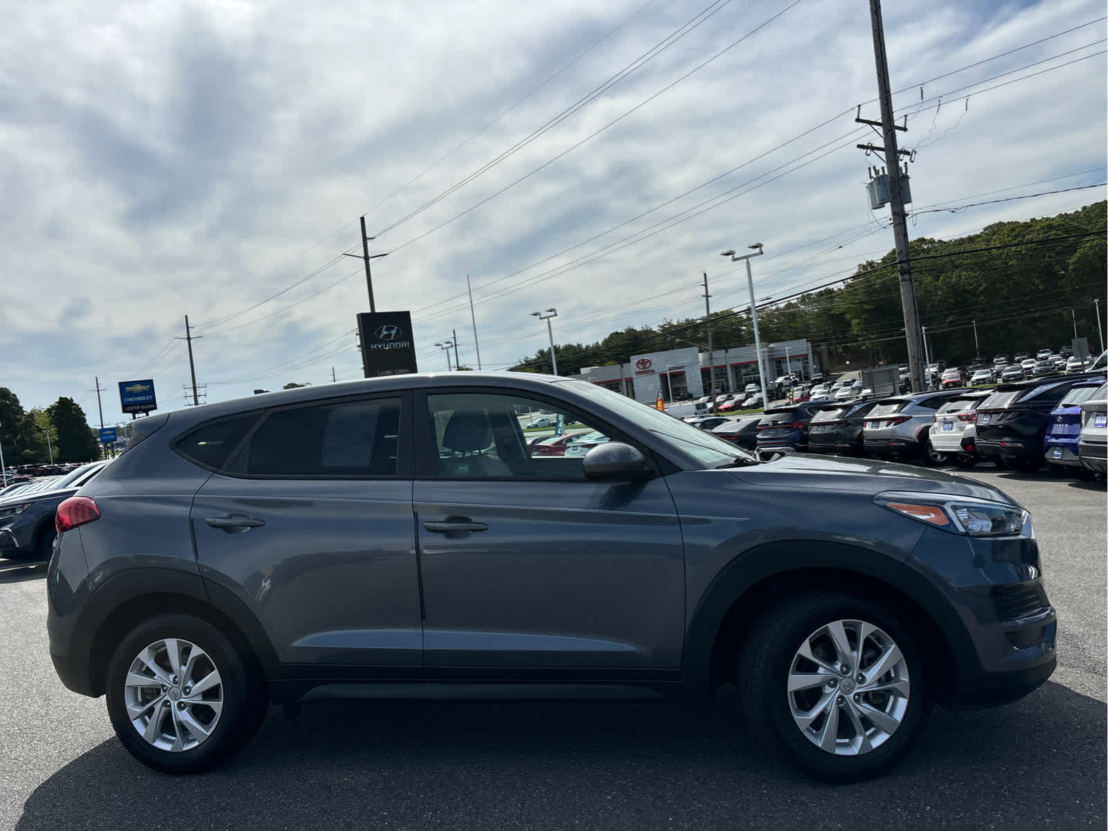 2021 Hyundai Tucson SE photo 3