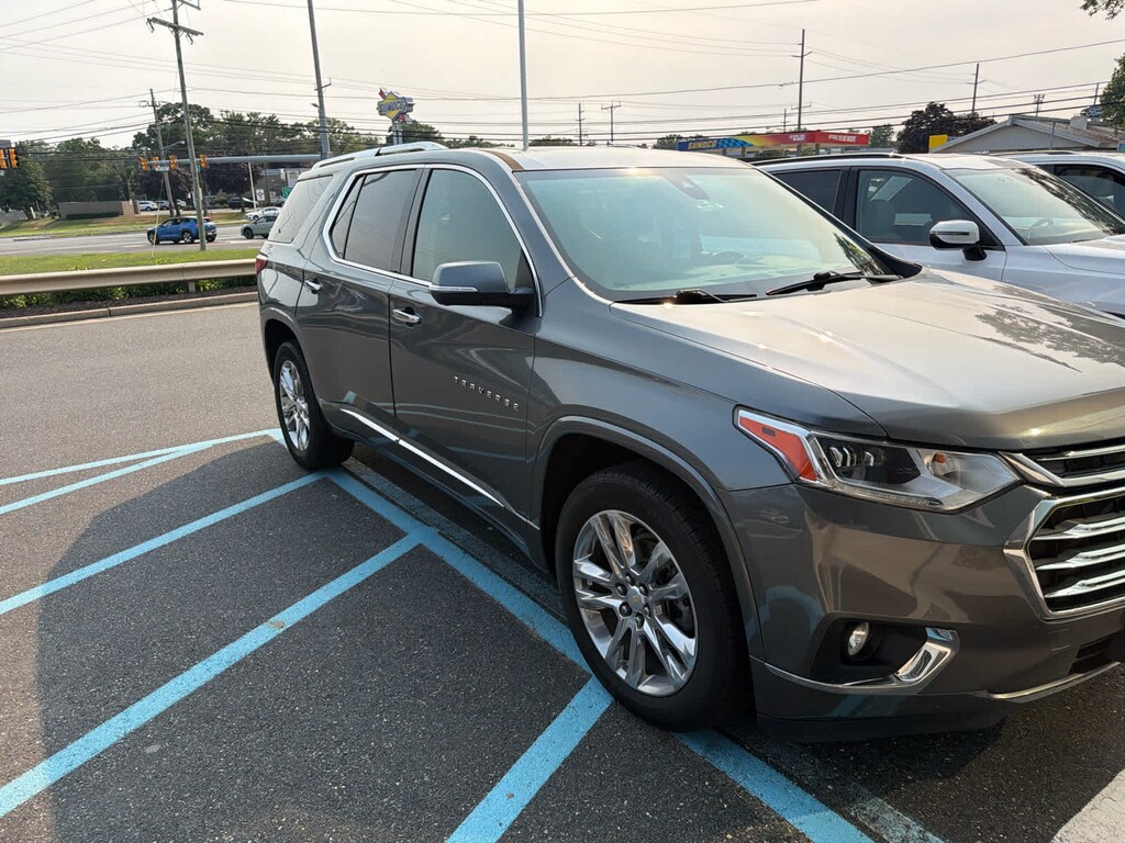 Used 2021 Chevrolet Traverse High Country SUV