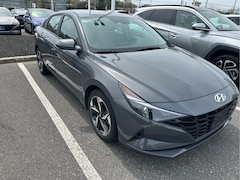 2023 Hyundai Elantra SEL Sedan