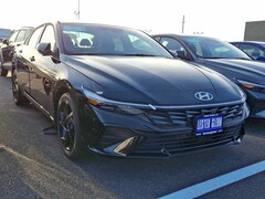 2026 Hyundai Elantra SEL Sport Premium Sedan