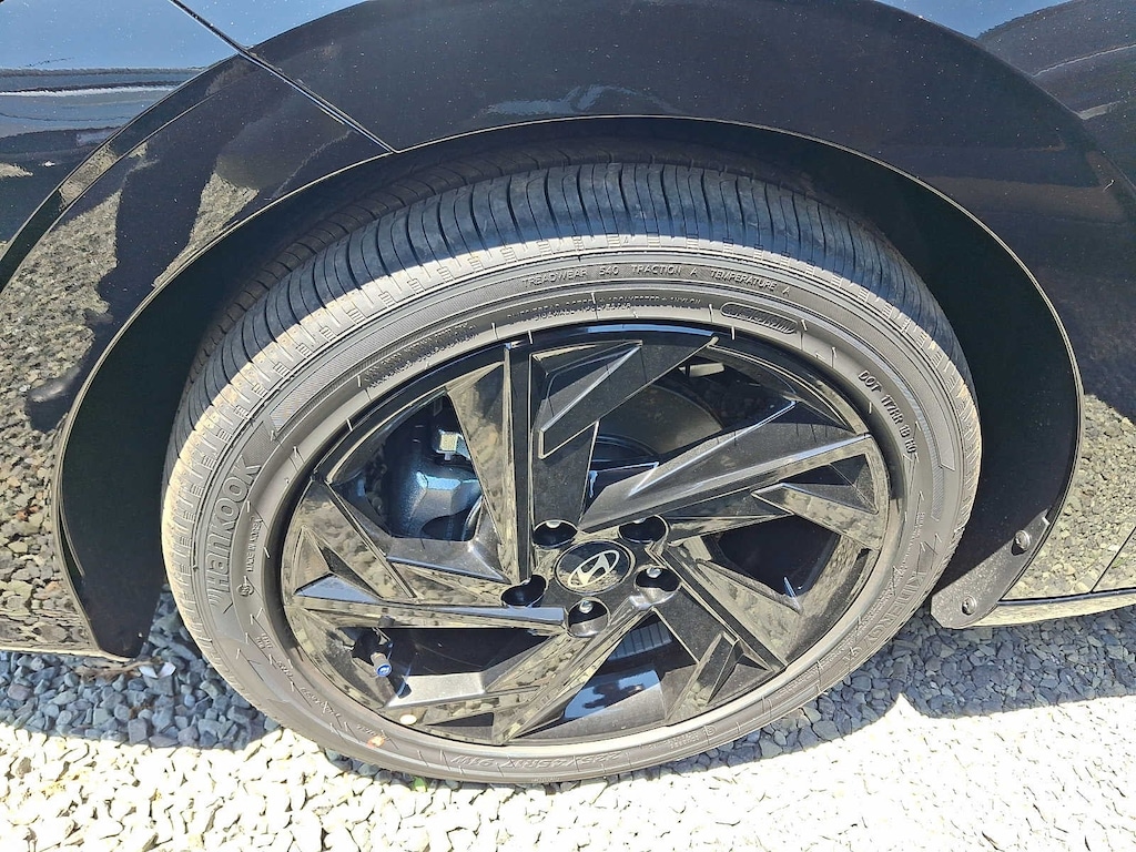 New 2026 Hyundai Elantra SEL Sport Sedan