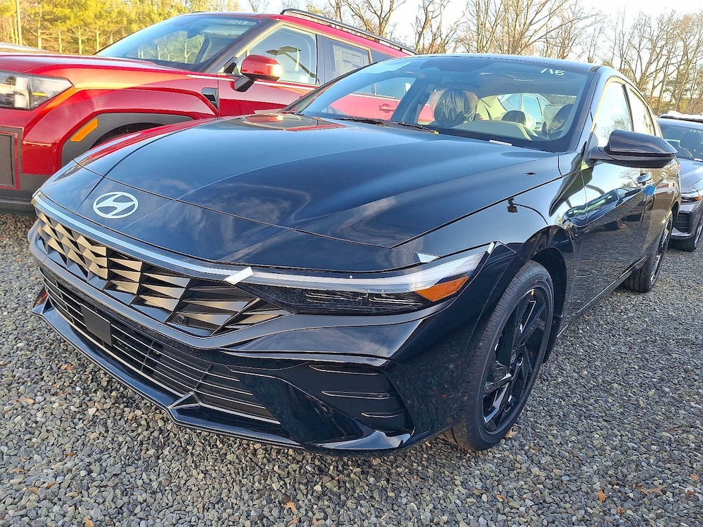 New 2026 Hyundai Elantra SEL Sport Premium Sedan