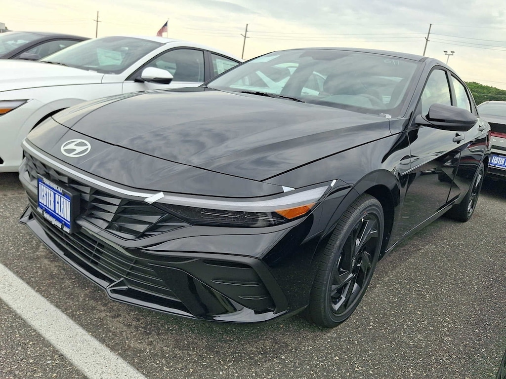 New 2026 Hyundai Elantra Hybrid SEL Sport Sedan