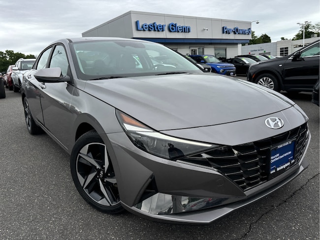 2023 Hyundai Elantra Limited Sedan