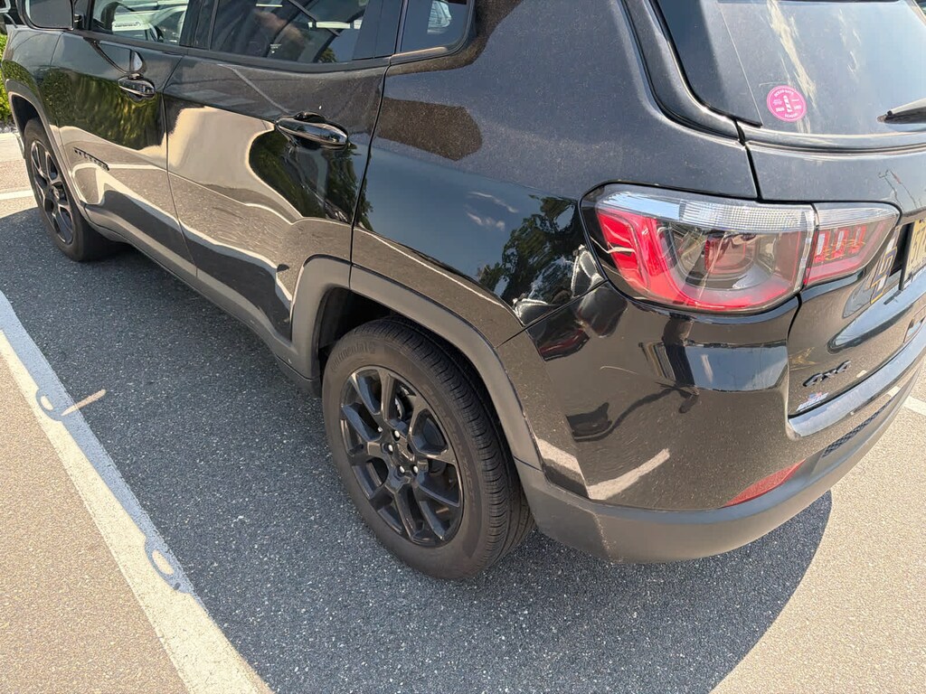 Used 2024 Jeep Compass Latitude SUV