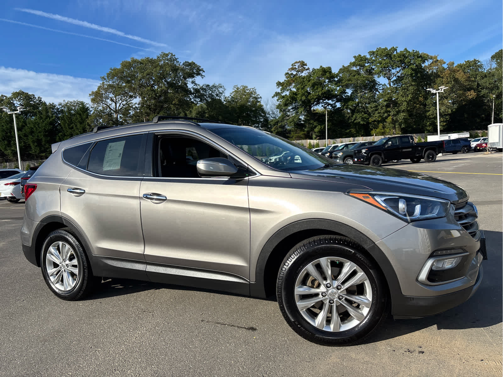 2018 Hyundai Santa Fe Sport 2.0T photo 2
