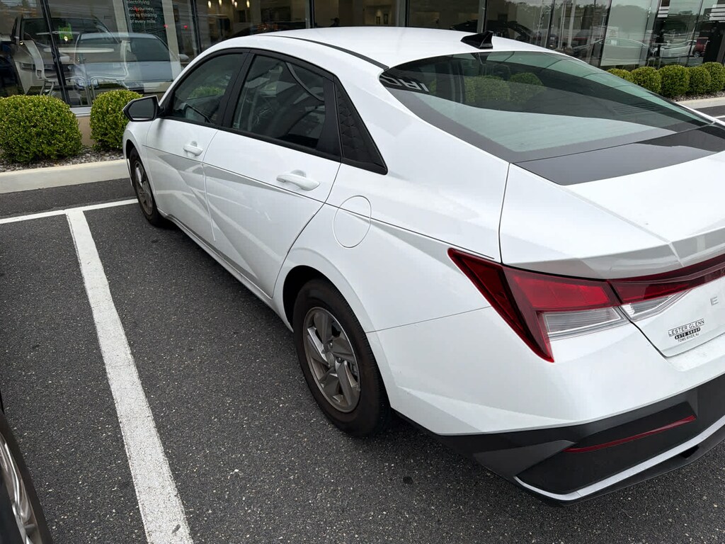 Certified 2024 Hyundai Elantra SE Sedan