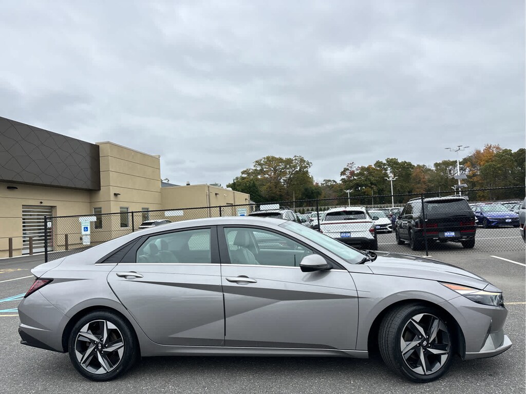 Used 2021 Hyundai Elantra HEV Limited Sedan
