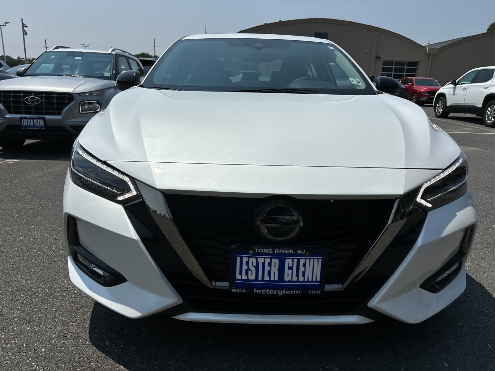 2022 Nissan Sentra SR photo 3