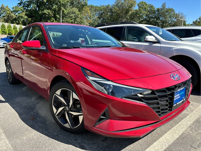 2023 Hyundai Elantra SEL Sedan