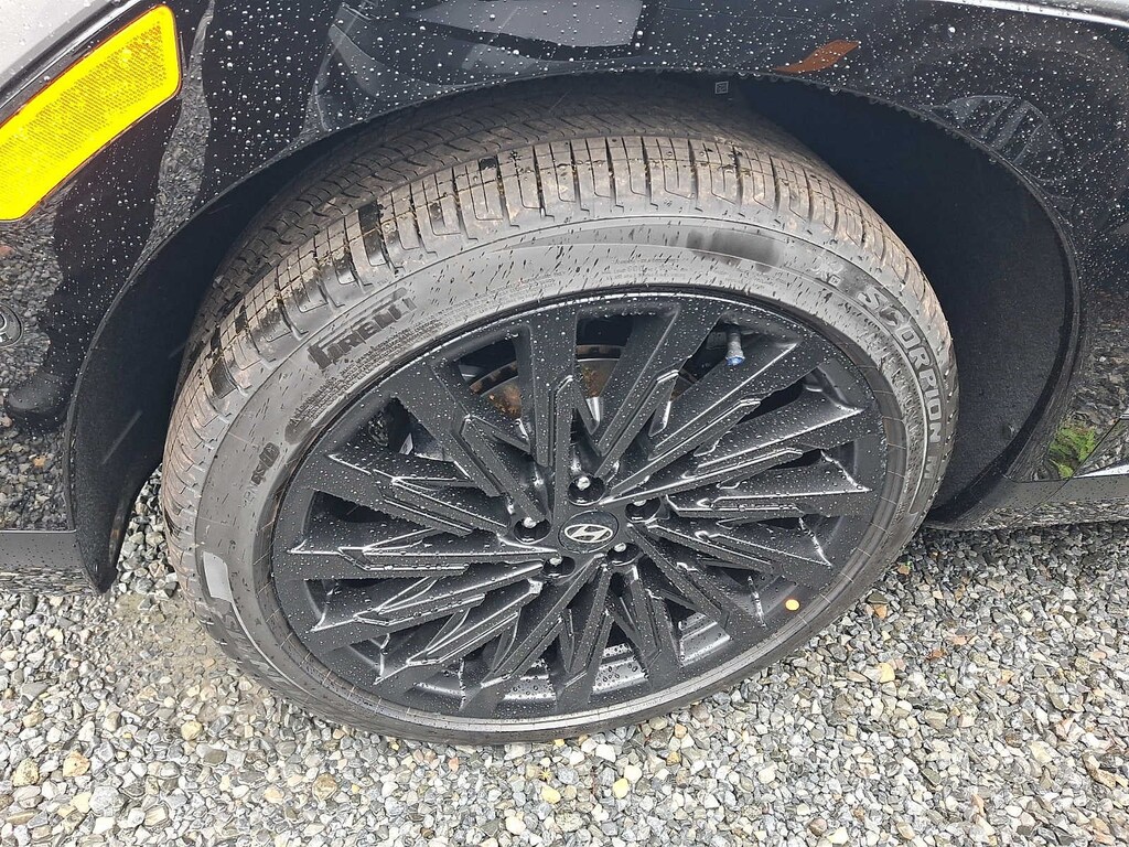 New 2026 Hyundai Santa Fe Calligraphy SUV