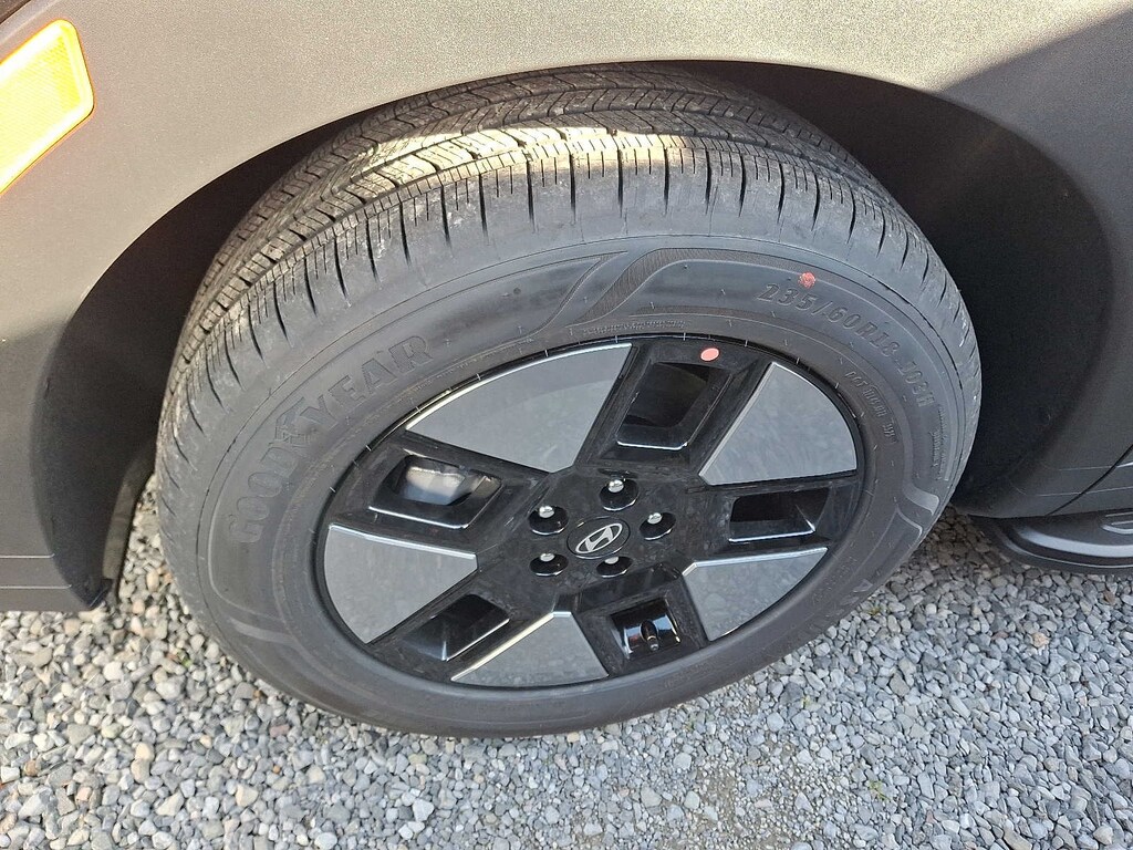 New 2026 Hyundai Santa Fe Hybrid SEL SUV