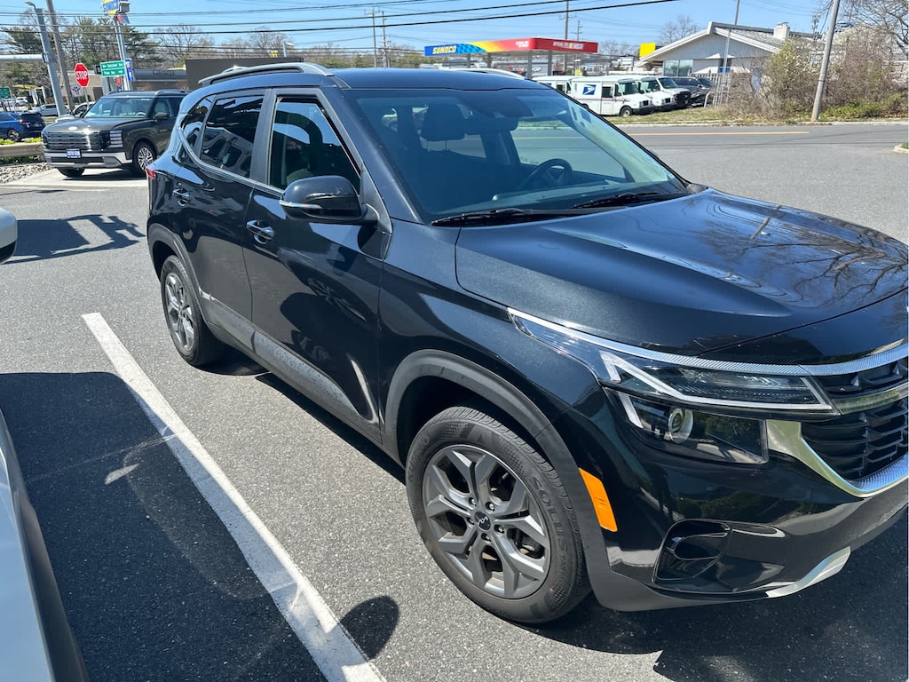 Used 2024 Kia Seltos S SUV