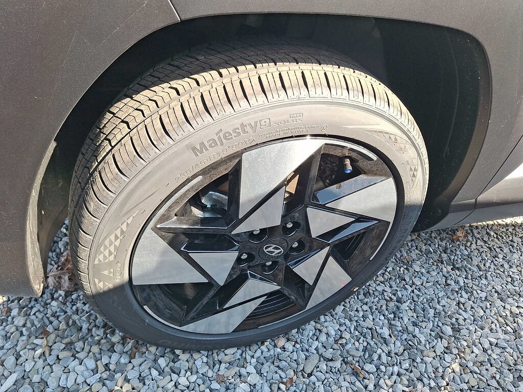 New 2026 Hyundai Kona Limited SUV